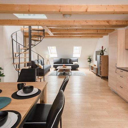 Ayni Apartman Semily Kültér fotó